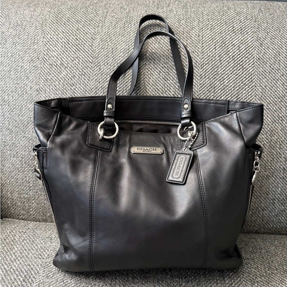 Coach Black Leather Shoulder Bag